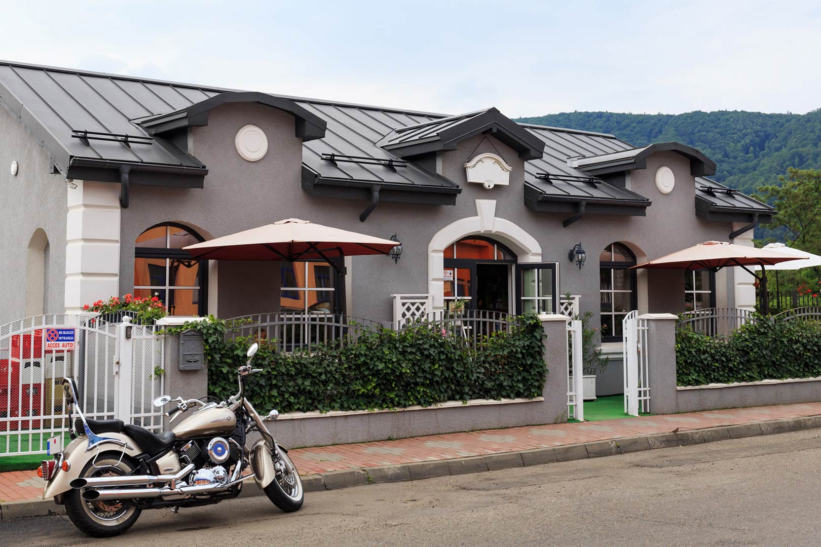 Portofoliu Saferoof.ro